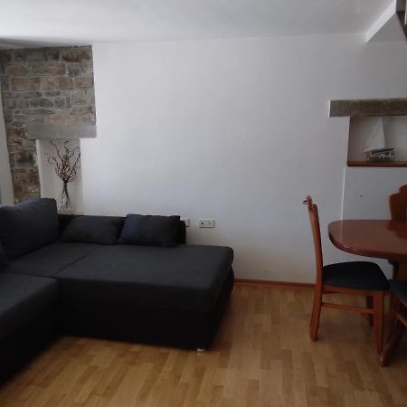 Ellipse Apartment 피란 외부 사진